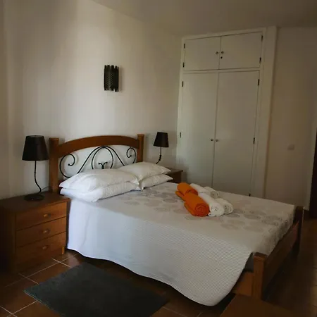 Casa 8 בית נופש Senhora da Luz