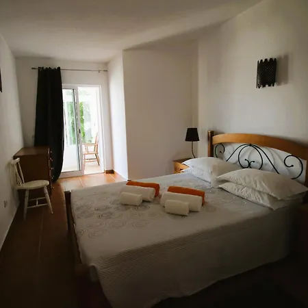 Casa 8 * Senhora da Luz